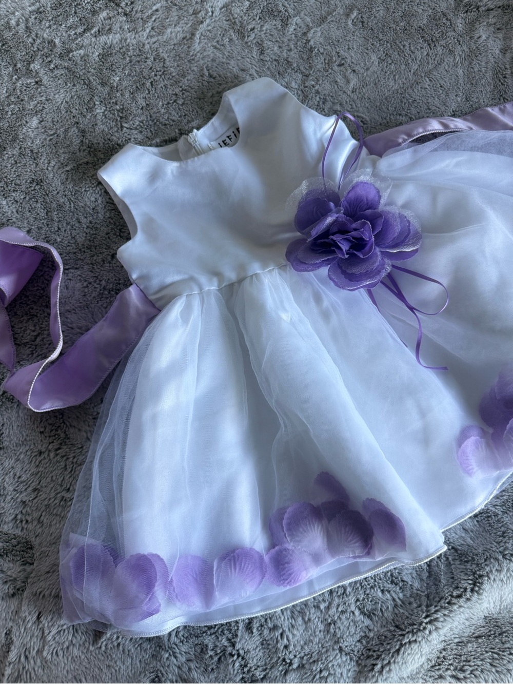 White and Lavender Flower-Accent Formal Dress for Girls